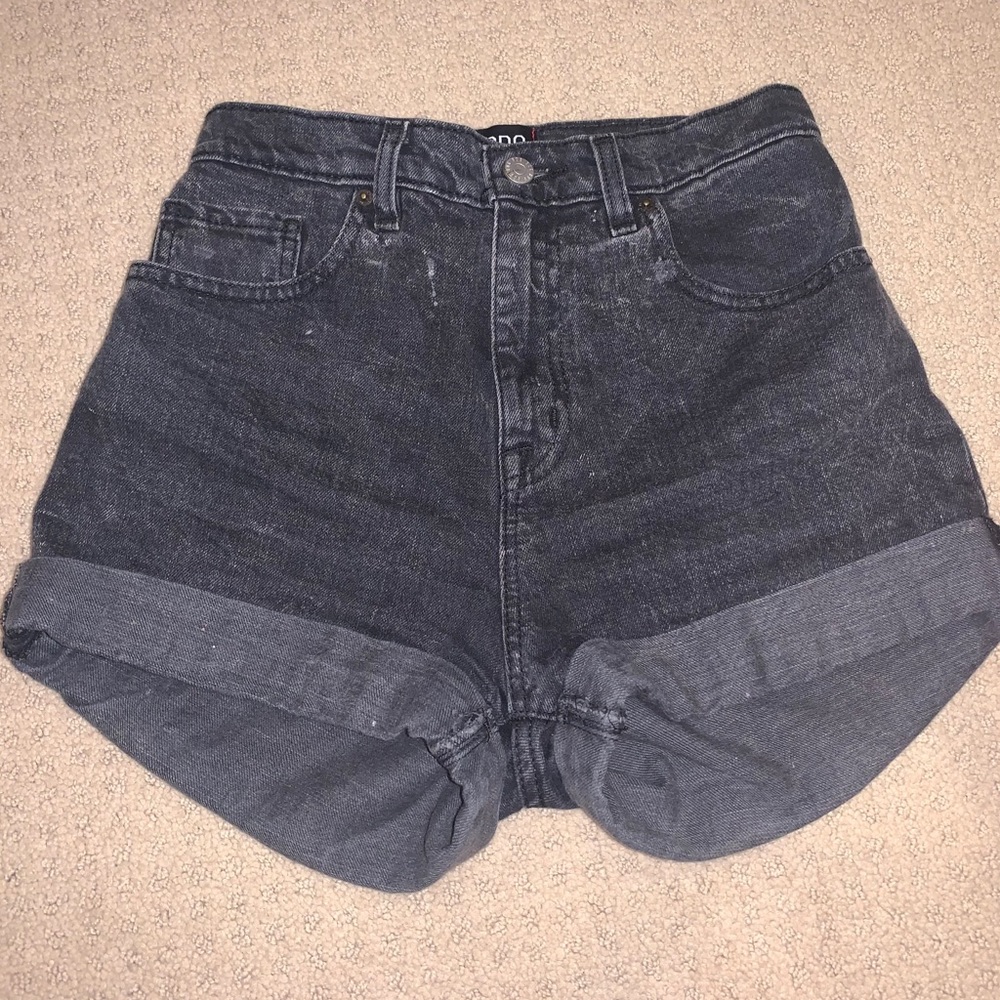Mom short size 26